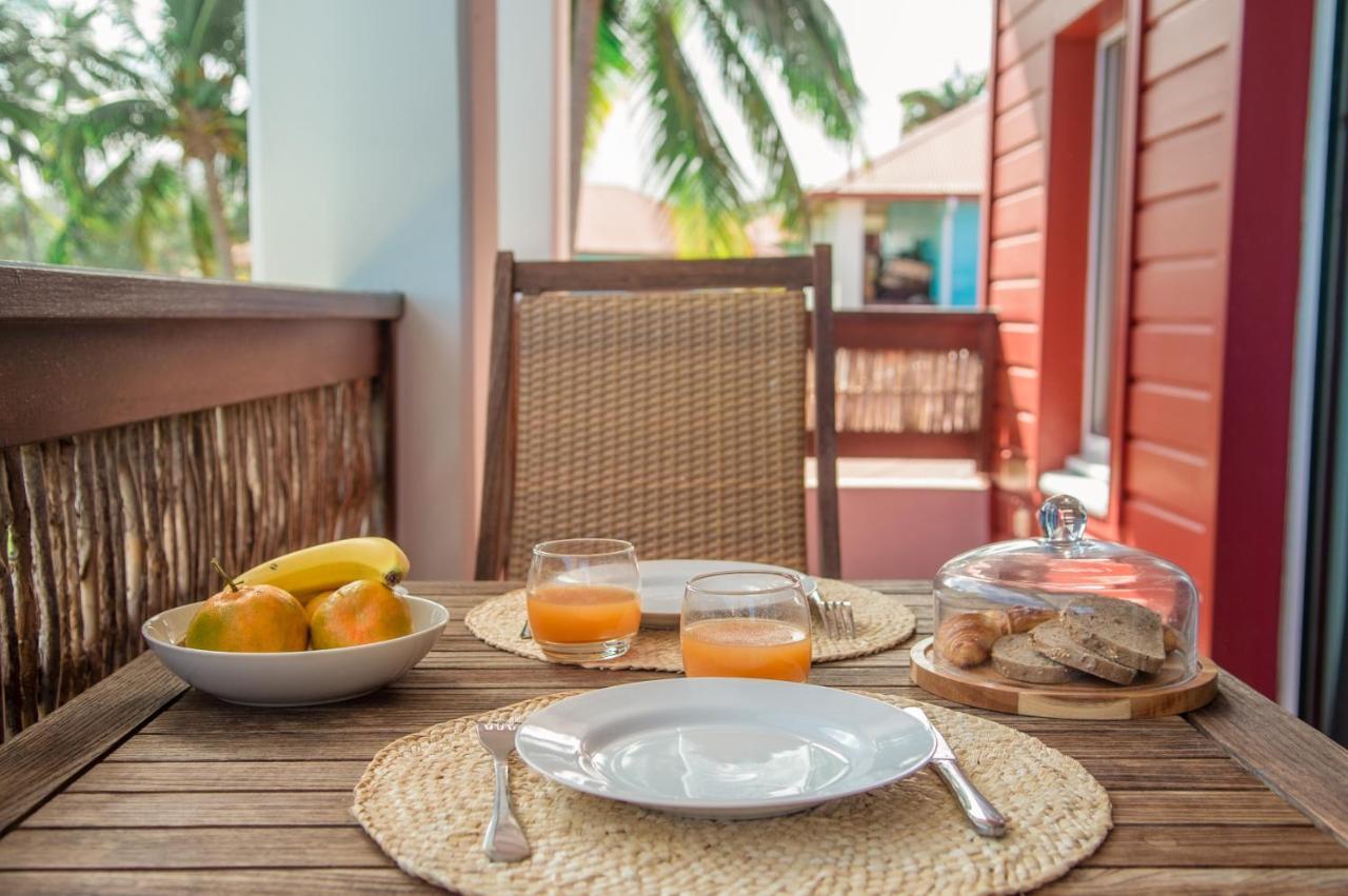 Suites Anagani Le François Exterior foto